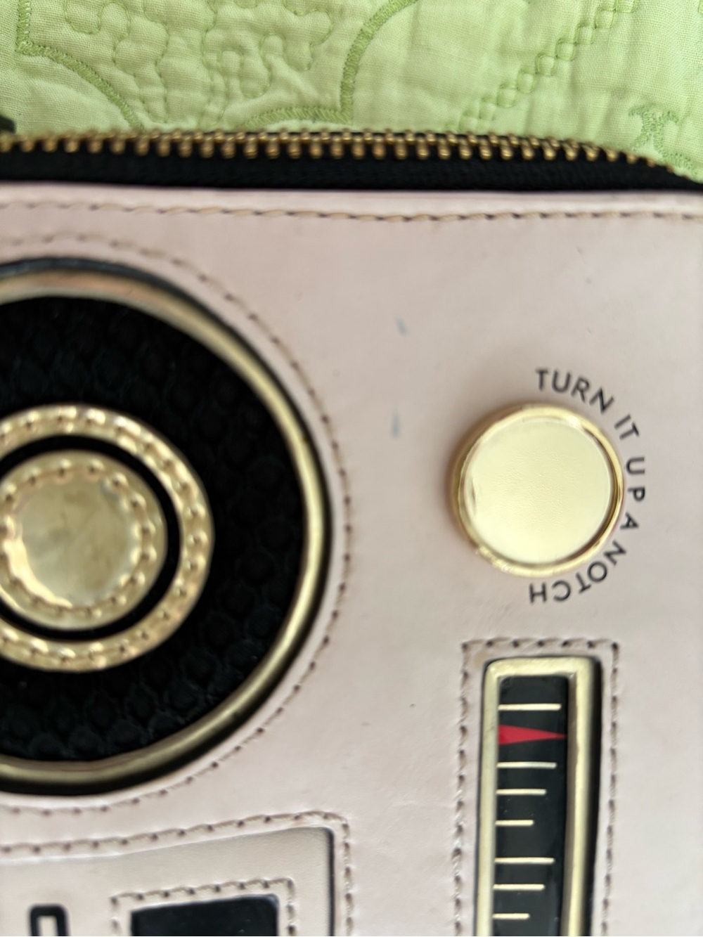 Kate Spade New York “Jazz Things Up” boom box bag - Picture 3 of 6